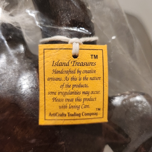 NIP Island Treasures wooden hand painted turtle bowl. - Picture 4 of 4